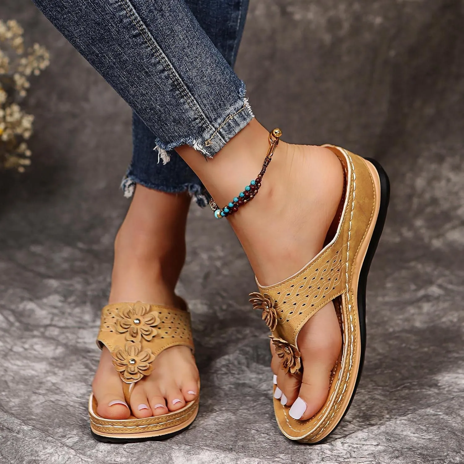 Cathalem Summer Sandals for Women 2024 Open Toe Ankle Strap Platform Sandals Casual Strappy Low Wedges Sandals Beach Sandals