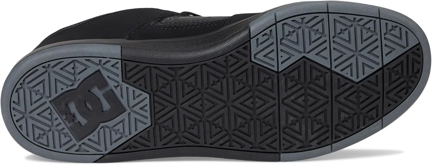 DC Men's Shoes Cure Skate
