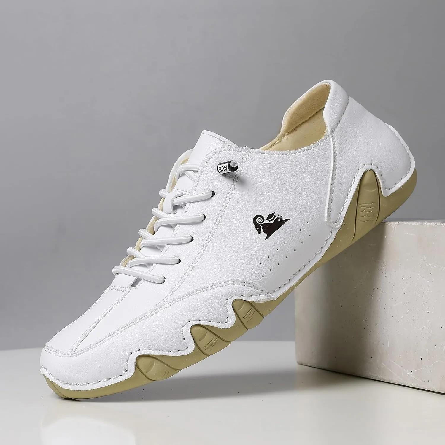 Driving Shoes for Women Casual Comfortable Slip On Shoes Anti-Slip Hiking Sports Walking Shoe Retro Lightweight Outdoor Breathable Sneakers Fashion Sneaker