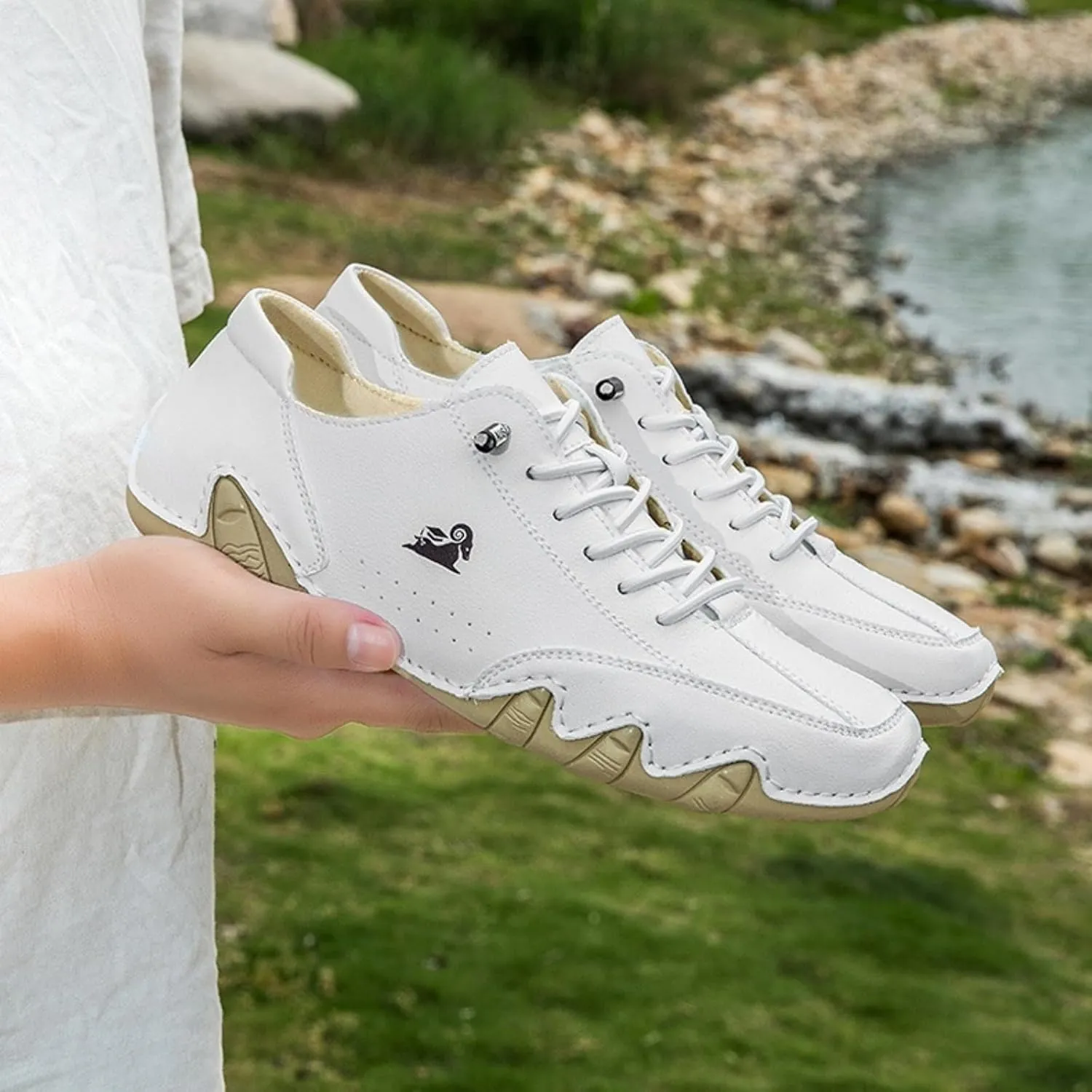 Driving Shoes for Women Casual Comfortable Slip On Shoes Anti-Slip Hiking Sports Walking Shoe Retro Lightweight Outdoor Breathable Sneakers Fashion Sneaker