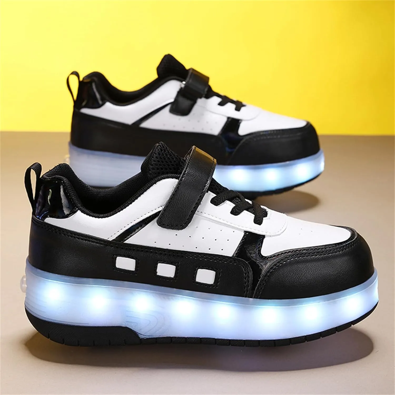 Kids Roller Skates Shoes Sneakers for Boys & Girls, Outdoor Parkour Shoes with 2 Wheels Unisex Skateboarding Shoe Retractable Skating Shoes for Children's Park Walking Sports