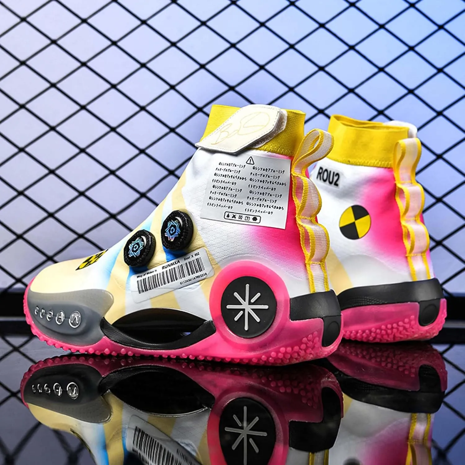 Mens and Womens High Top Buckle Closed Basketball Sneakers Comfortable Breathable Casual Walking Shoes High Elasticity Running Shoes Tennis Shoes Tennis Competition Shoes Non Slip High Jump Sneakers