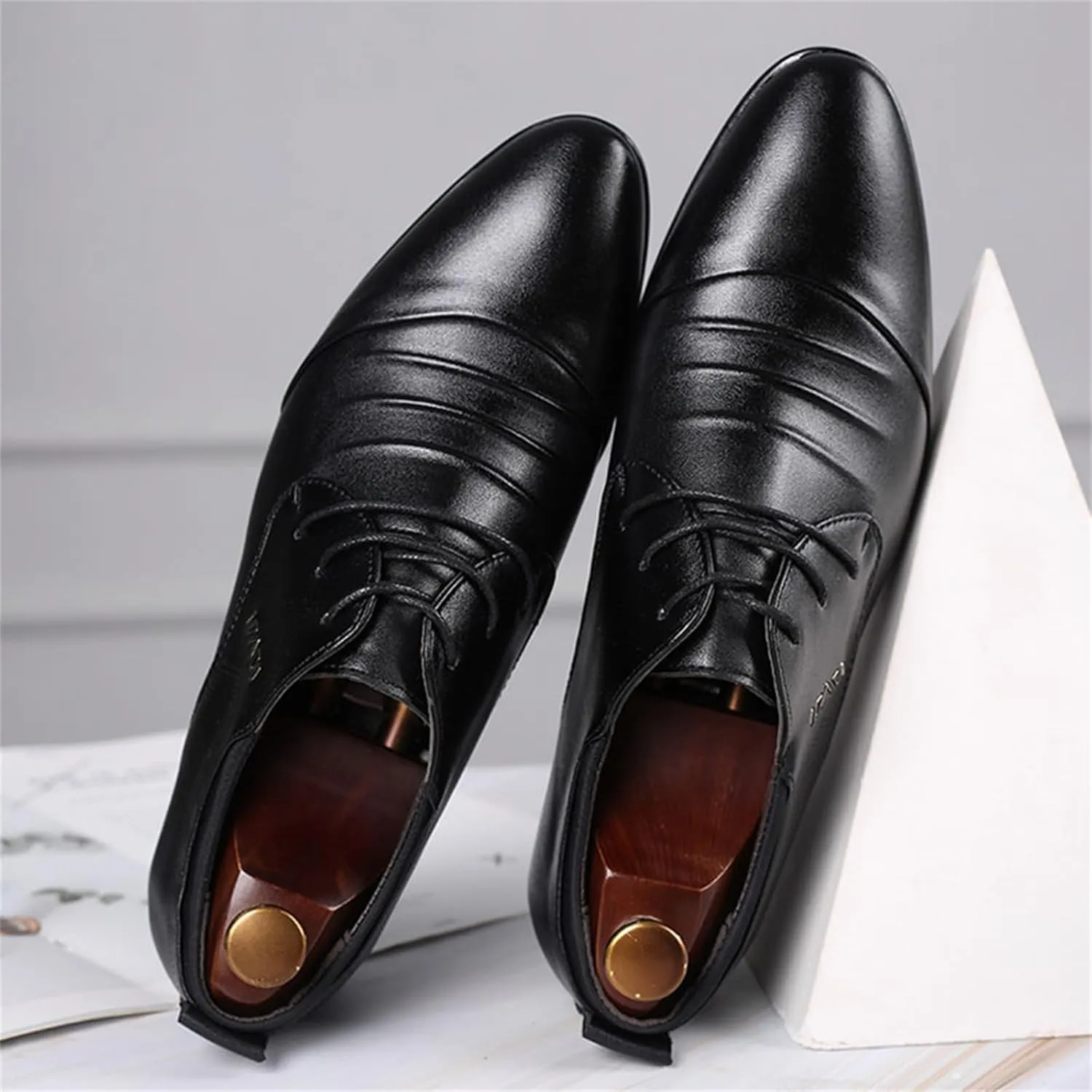 Men's Dress Shoes Classic Pointed-Toe Oxfords Shoes Lace Up Wedding Shoes Business Formal Modern Loafers Shoes
