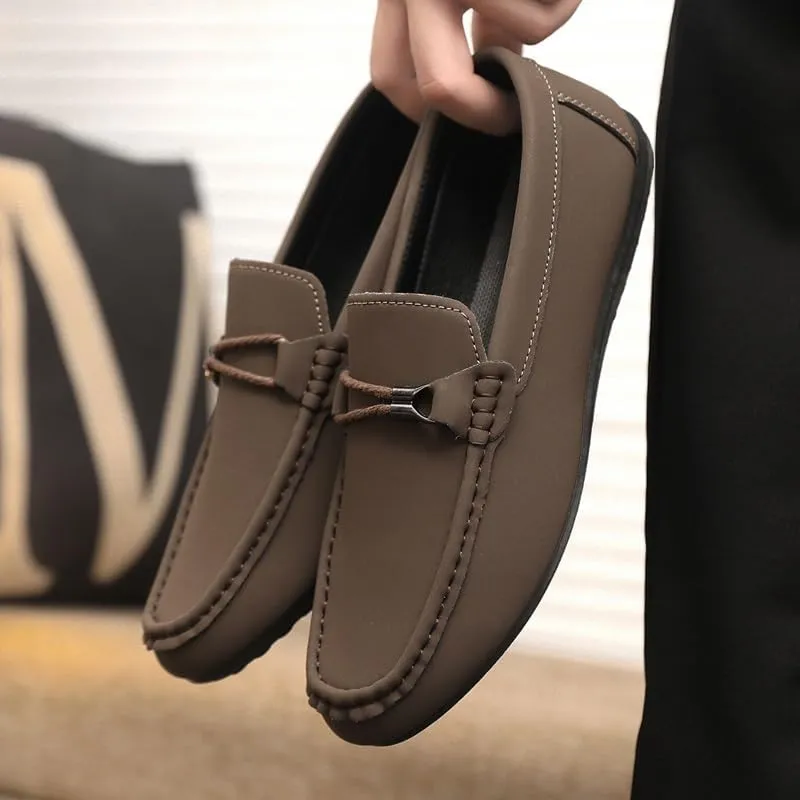Mens Loafers Shoe Square Toe Faux Leather Apron Toe Moccasins Shoes Flexible Slip Resistant Flat Heel Classic Fashion Slip-on
