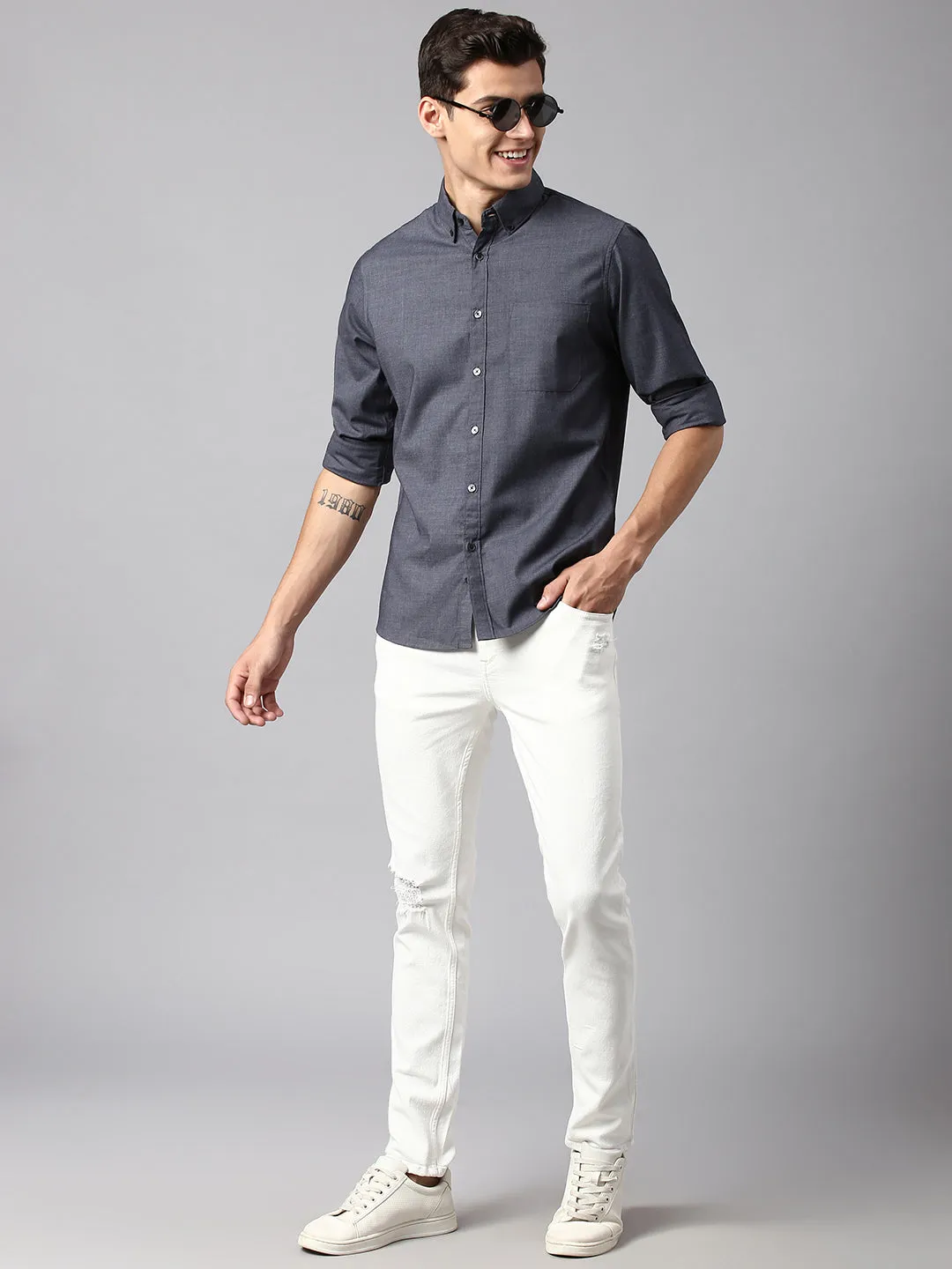 Men's Regular Collar Slim Fit Solid Green Casual Shirt