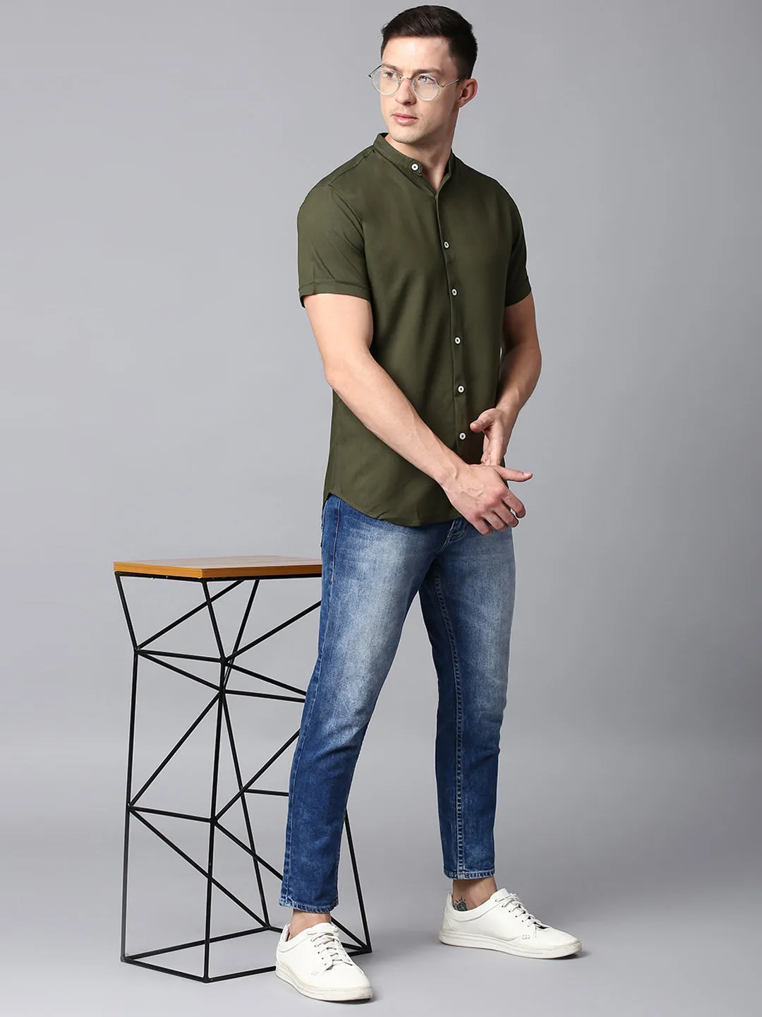 Men's Solid Olive Slim Fit Casual Shirt With Mandarin Collar