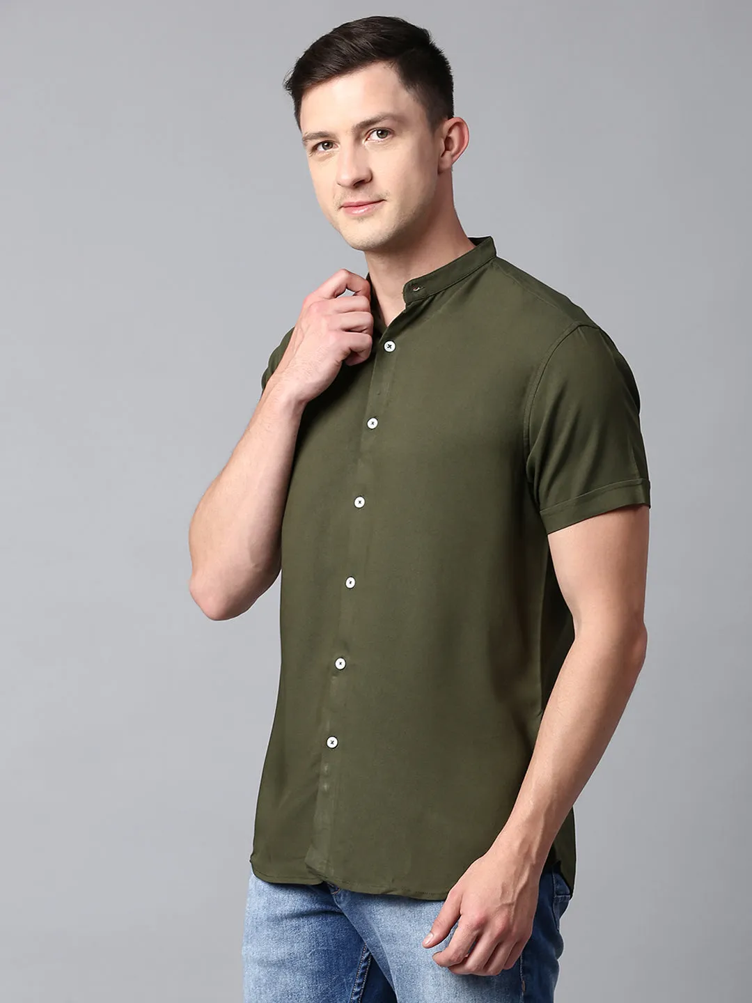 Men's Solid Olive Slim Fit Casual Shirt With Mandarin Collar