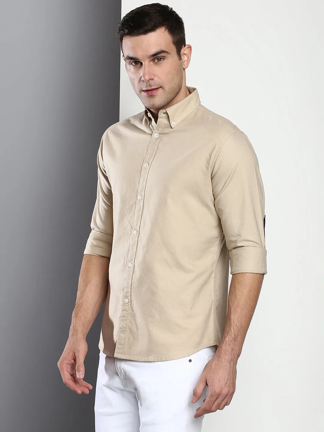 Men's Solid Slim Fit Cotton Oxford Casual Shirt With Button-Down Collar & Full Sleeves