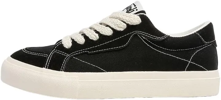 [Minimalist Design] Men's Trendy Green Skate Sneakers - Casual Low-Top Lace-Up Shoes with White Stripe, Comfortable PU Upper & Durable PVC Sole for Casual Attire