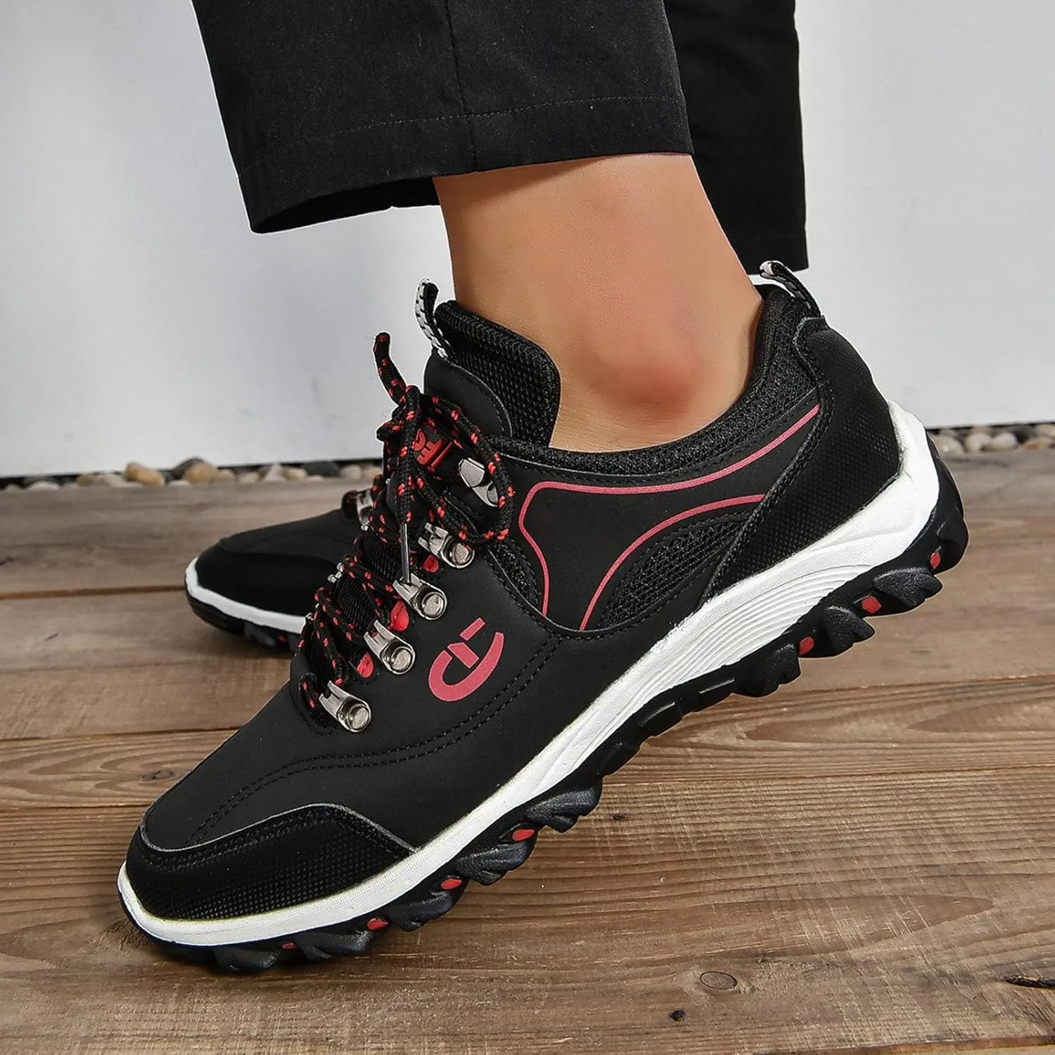 Non Slip Work Shoes for Men Walking Shoes Lightweight Breathable Slip On Running Shoes Workout Tennis Fashion Sneakers