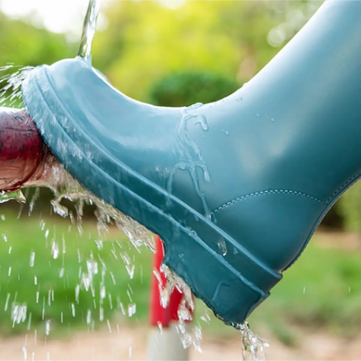 Outdoor Work Booties Women's Waterproof Rain Boots Mid Tube Water Shoes Winter Non Slip Rubber Shoes Outdoor Gardening Work