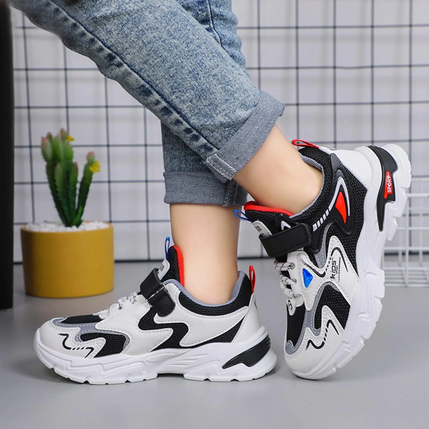 Running Sneakers for Boys and Girls, Kids Tennis Running Shoes, Soft Lightweight Breathable Sport Athletic Shoes