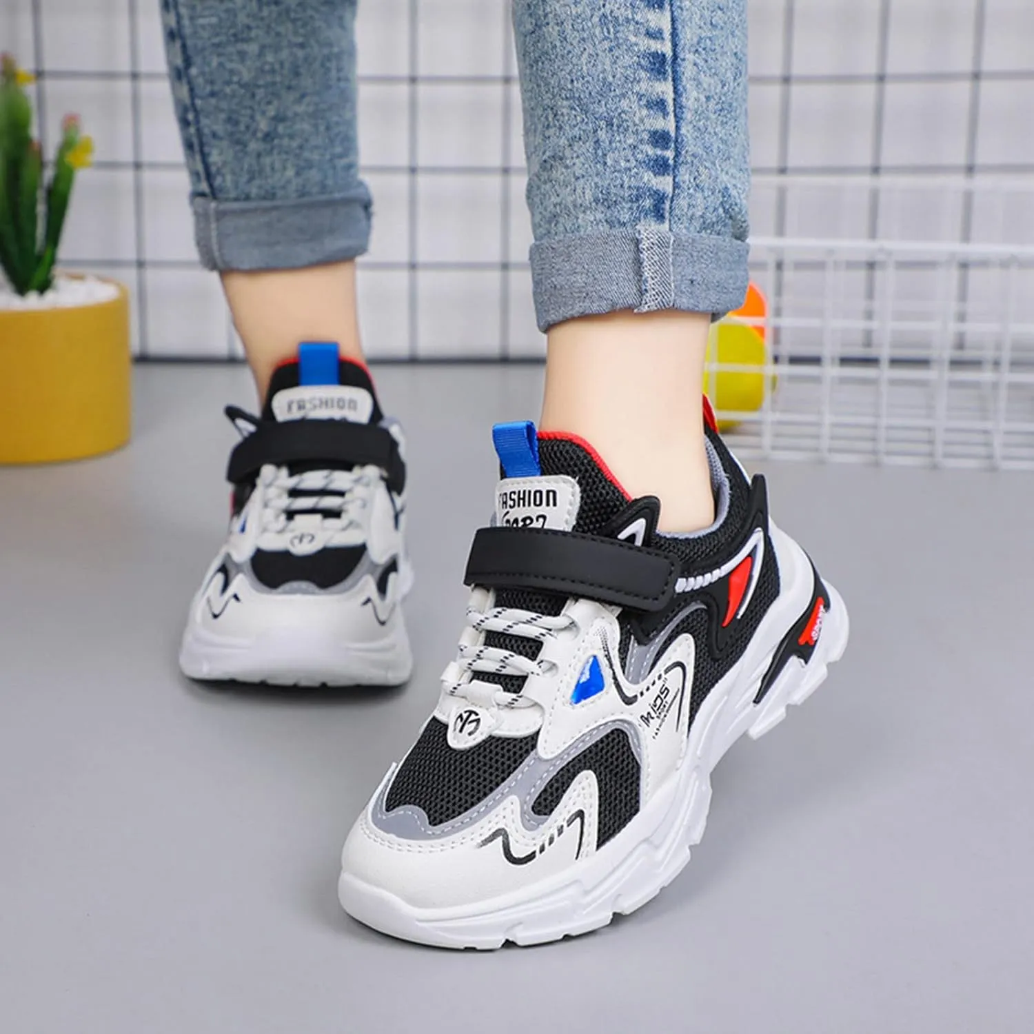 Running Sneakers for Boys and Girls, Kids Tennis Running Shoes, Soft Lightweight Breathable Sport Athletic Shoes