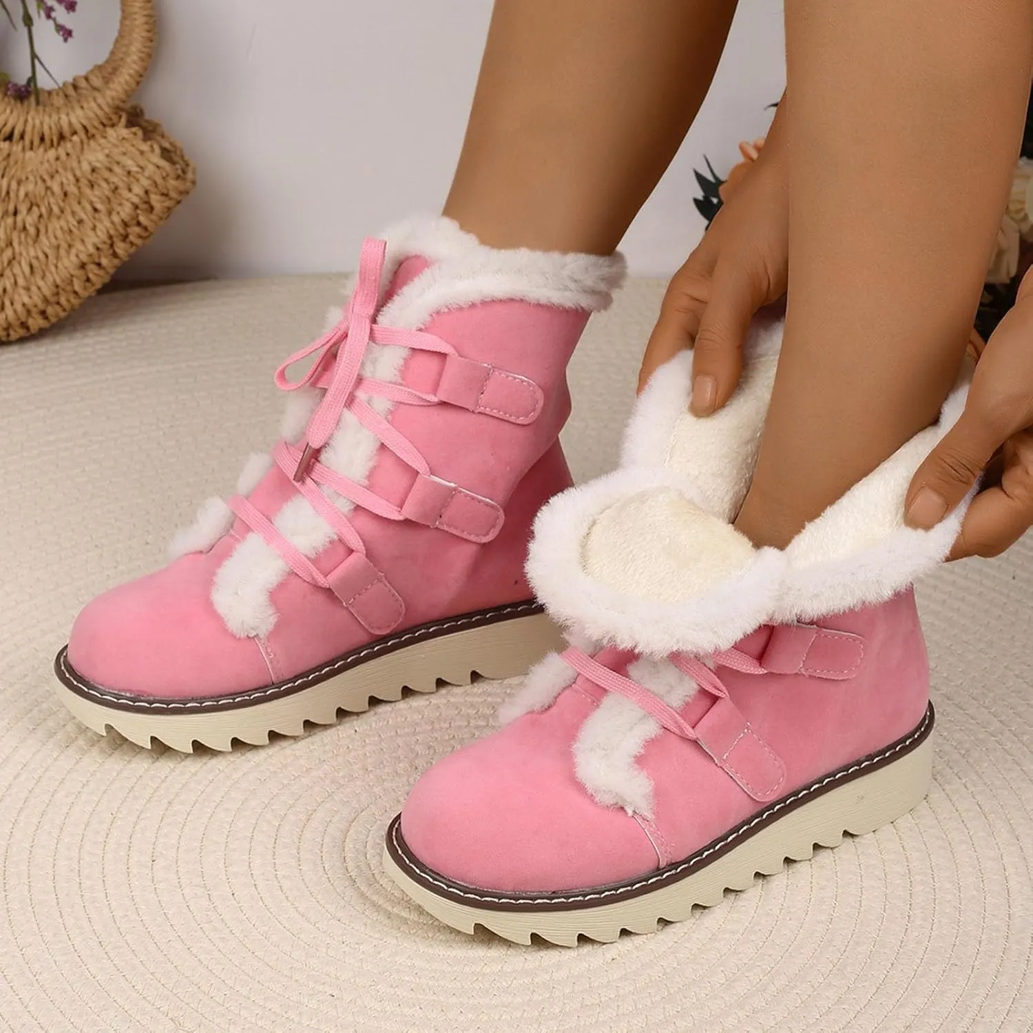Snow Boots for Women Fur Lined Winter Warm Cotton Shoes Ankle Booties Lace up Flat Anti-Slip Mid Calf Knight Boots