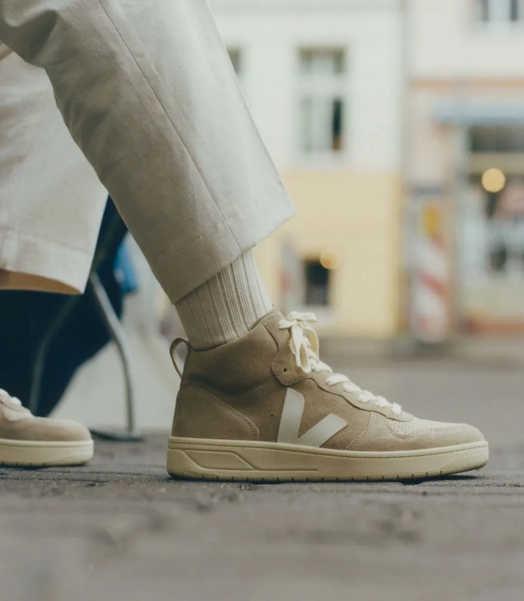V-15 Suede Dune Pierre