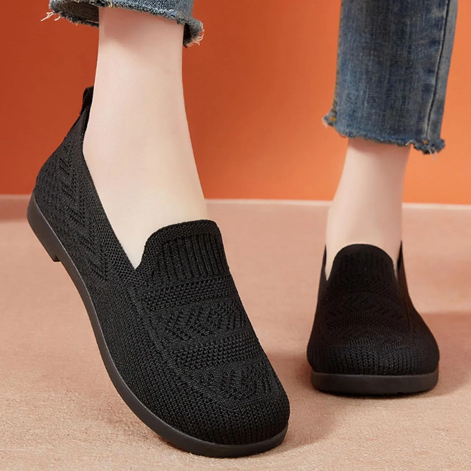 Women's Casual Slip On Shoes Breathable Mesh Round Toe Flat Comfortable Walking Shoes for Daily Wear Spring