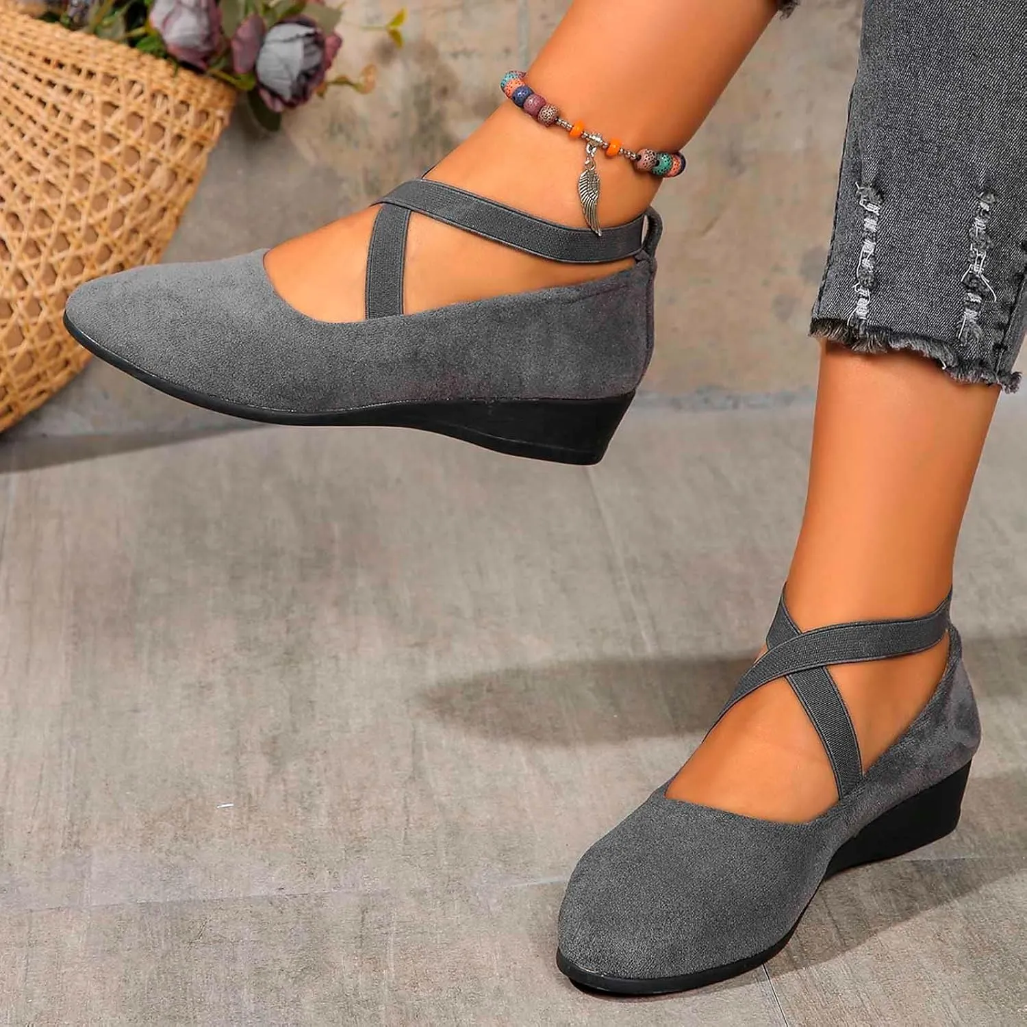 Women's Sandals Comfort Light Shoe Flat Flats Toe Shallow Slip on Comfortable Walking Shoes Fashion Dress Shoes 2025